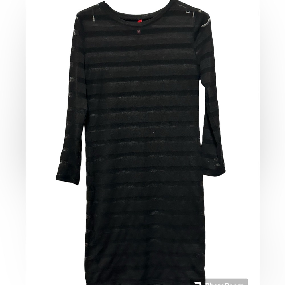 🛍️3/$15 H&M Black mesh striped body on dress